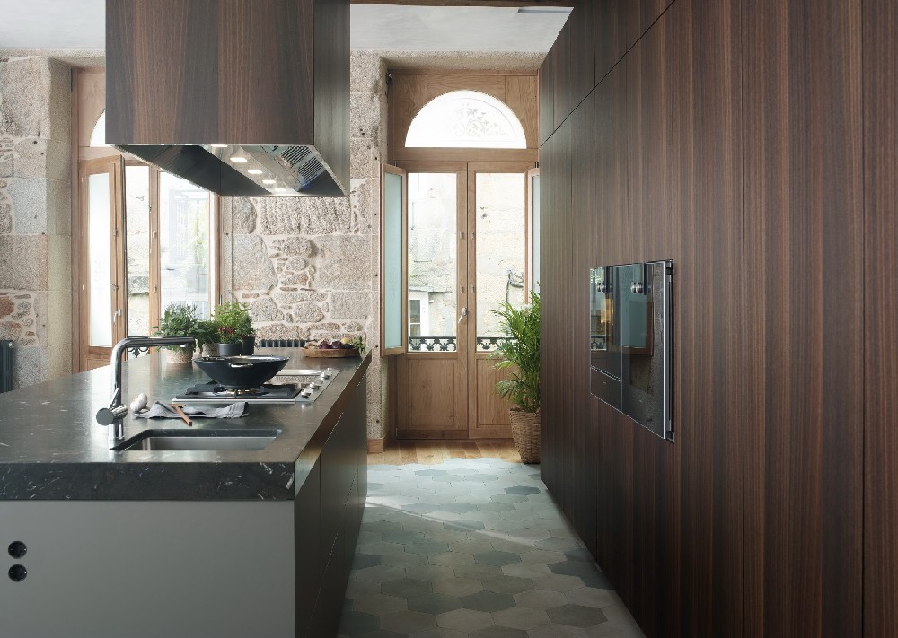 装修板材环保标准很关键！老张装修时如何处理的？快来看看