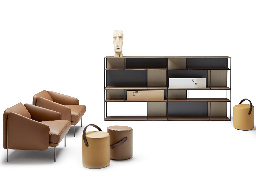 老张负责豪华住宅装修工程，板材选择成关键环节